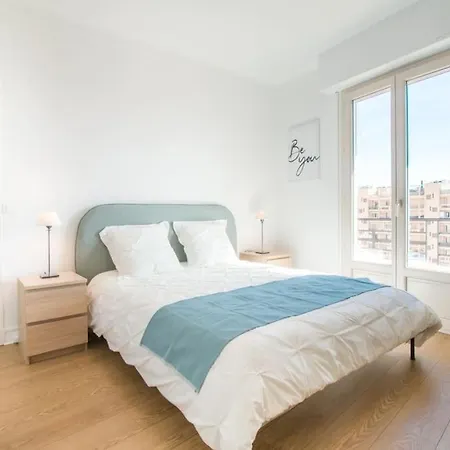 Spacieux 3 Pieces De Standing Au Centre De Apartamento